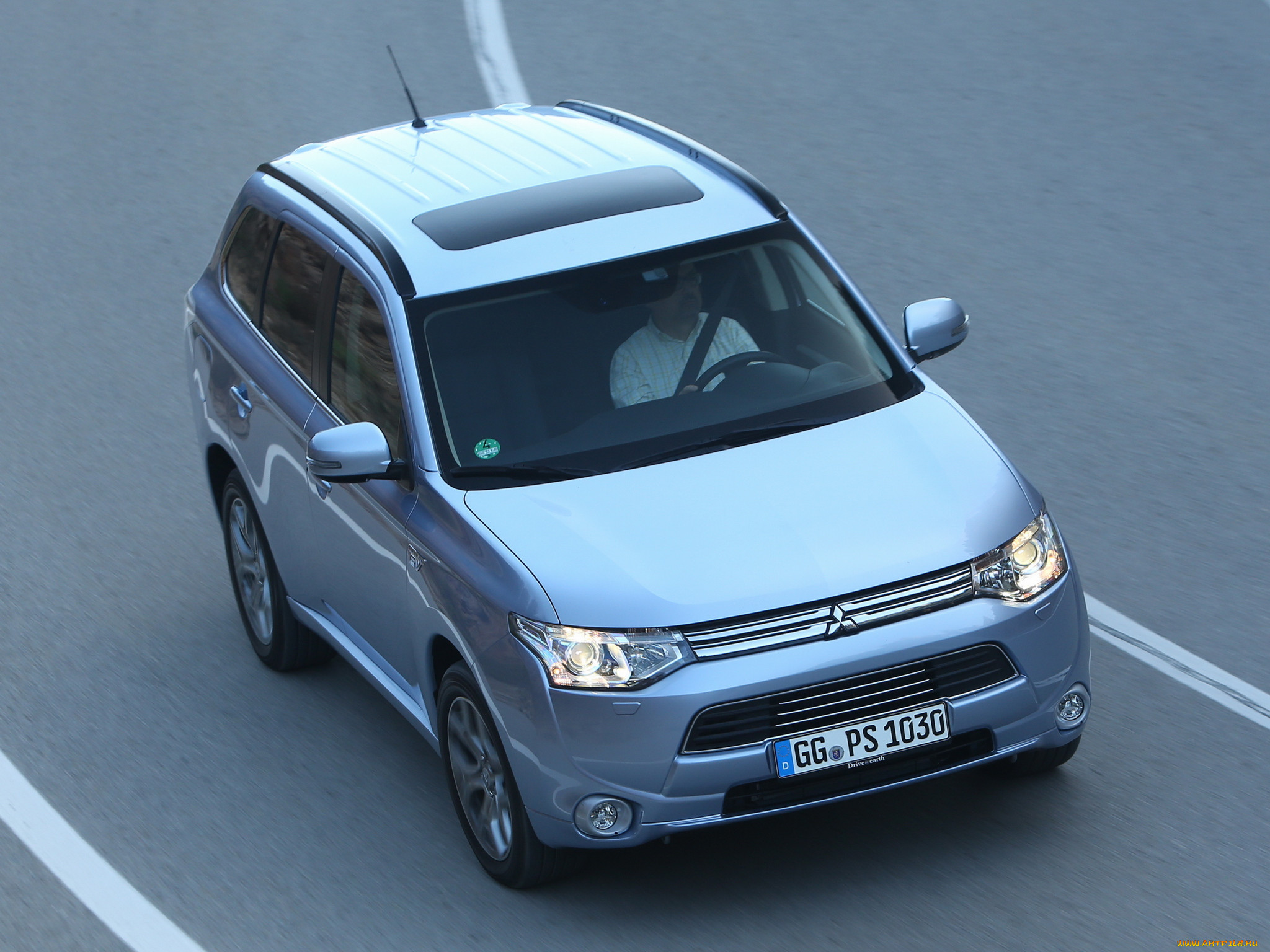 , mitsubishi, outlander, 2012, phev